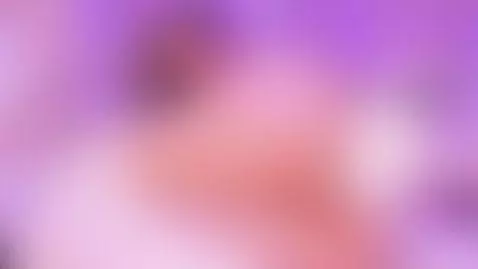 Sexy girl wants big cock 🍆🍑 by broklinwhite
