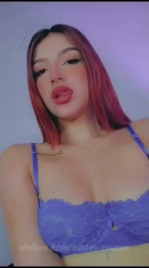 I'm online guys, don't wait to see me 😈💋🥂 by ashley-rousee