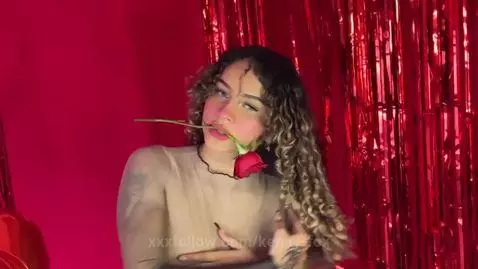 I'm online babies I hope you arrive on time for us to play by kenay-fox