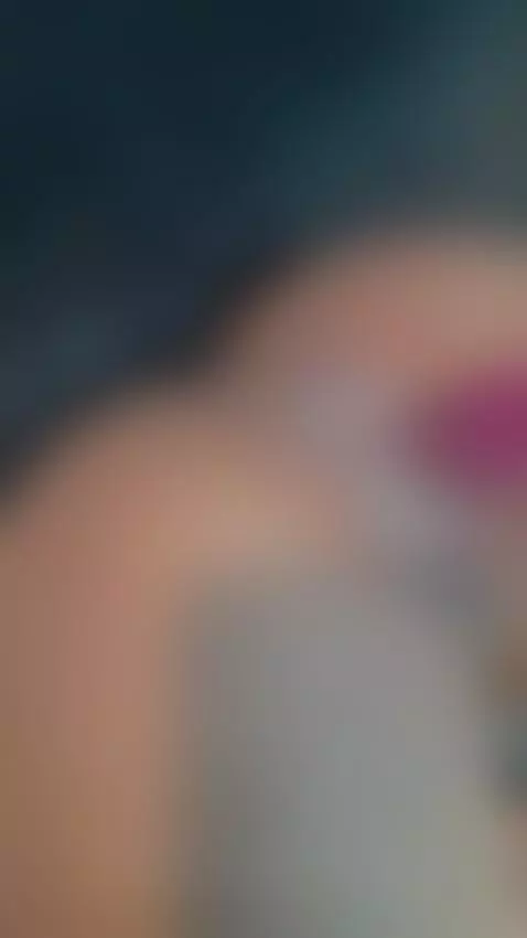 Playing with my willing friend by kloesuarez