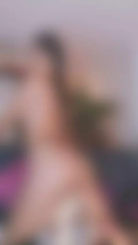 Sexy ebony by kloesuarez