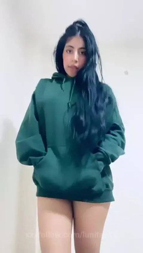 shake it shake it!! by lunitaa18