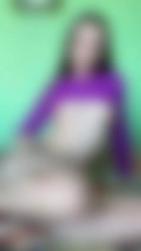 Leave a comment if I turn you on 💗💦 by sophiarivers