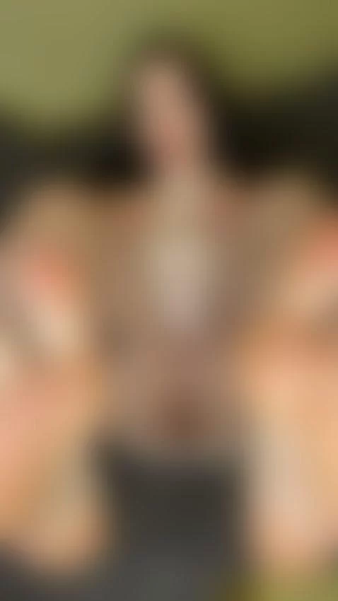 I'm sick of playing alone, so why don't you help me?😏💋 by ellabrooks