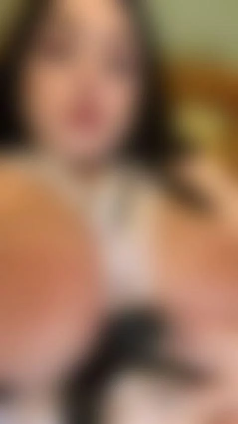 My boobs need your touch ❤️‍🔥 Check out my OF for more 💦 by ellabrooks