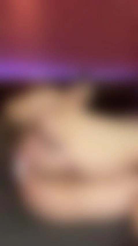 Do you want to have fun and be entertained? 🍑😋 by ellabrooks