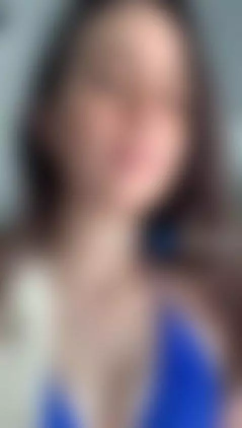 beach day by oliviamonroee