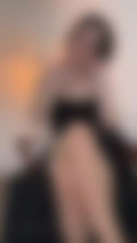 feeling good by oliviamonroee