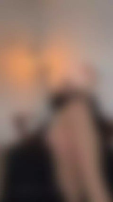 hi there .......... by oliviamonroee