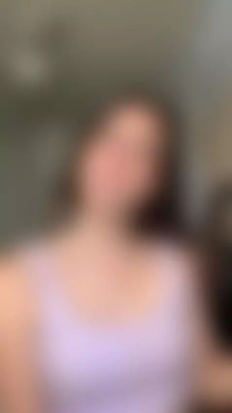 zoomed by oliviamonroee