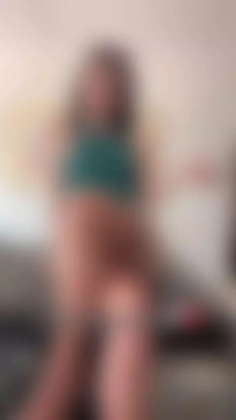 AGREE ????? by oliviamonroee