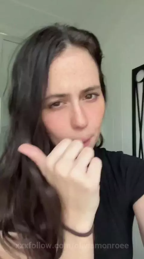 secret TIME ......... by oliviamonroee