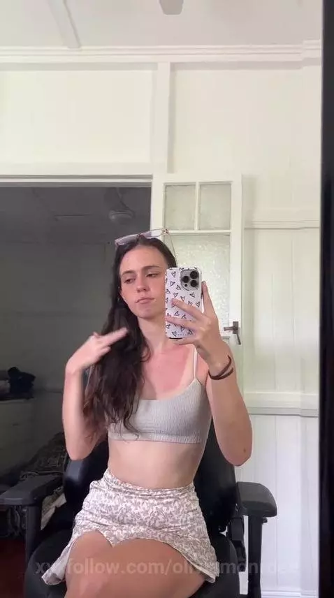 Glasses by oliviamonroee