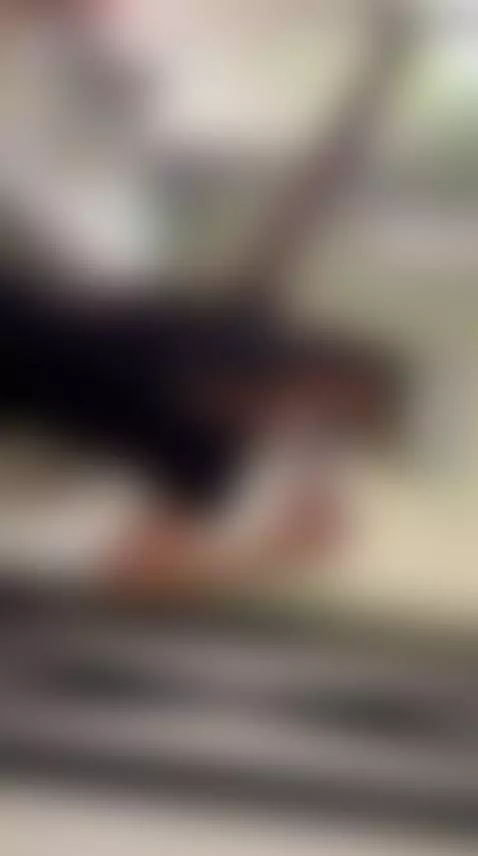 What's Going On .... by oliviamonroee