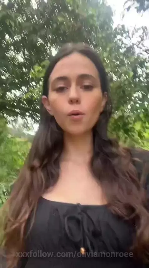 need someone by oliviamonroee