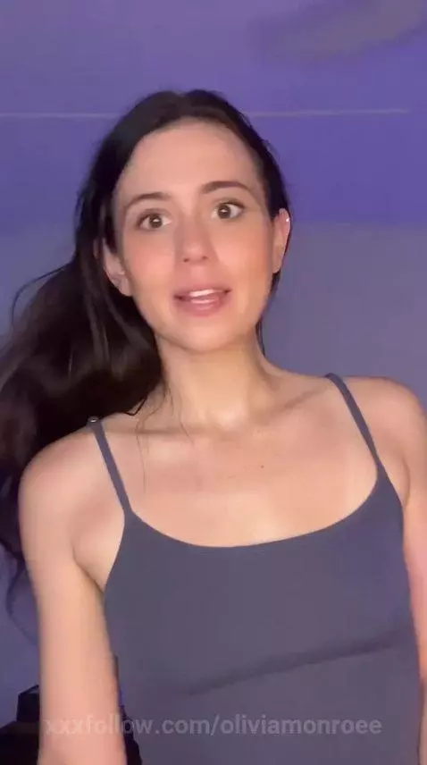 I live my days .......... by oliviamonroee