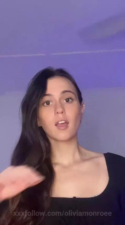 hey by oliviamonroee