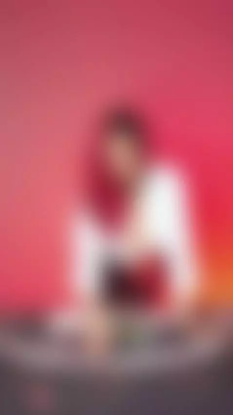 I think I'm causing more stares than normal 🔥 by evaafoxxy