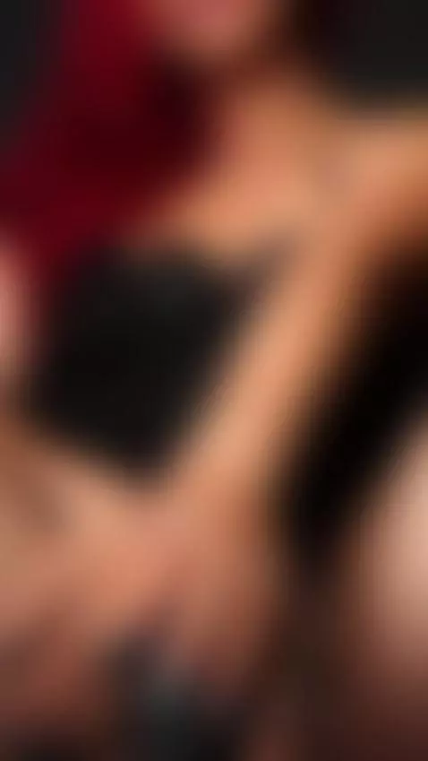 I'm playing with lights, shadows and a lot of intention 😈 by evaafoxxy