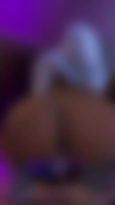 do you follow me on my instagram🥺 by danyyof