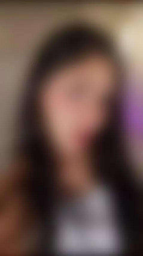 I'm a sweet brunette 😘 by genesisx18