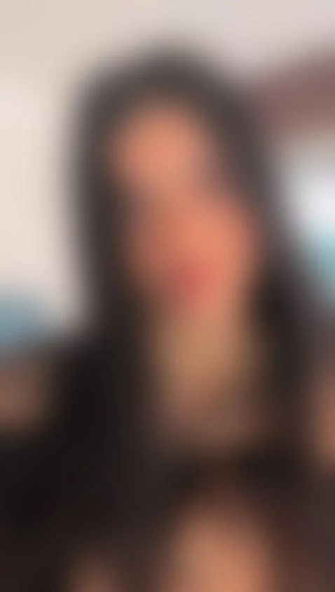 Come, allow me to contemplate you, discover you, possess you... by lanareiid