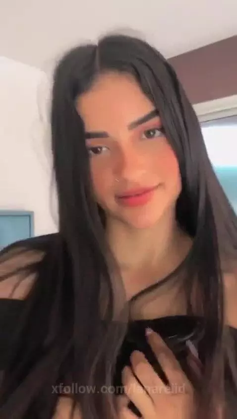 Come, allow me to contemplate you, discover you, possess you... by lanareiid