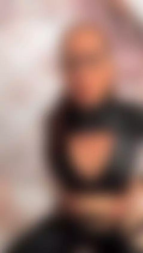 🖤Your delicious favorite Latina is very hot and wants to put... by brenda-adams