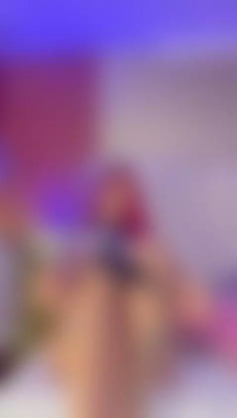 I had very tight panties, better without them by hanna-red