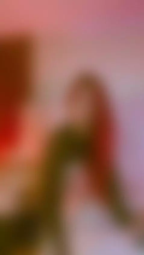 A good show taste and a hot girl for u 💦😈 by hanna-red