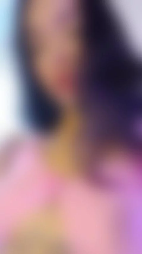 Small Tits Bouncing 👀 by hannie-castle