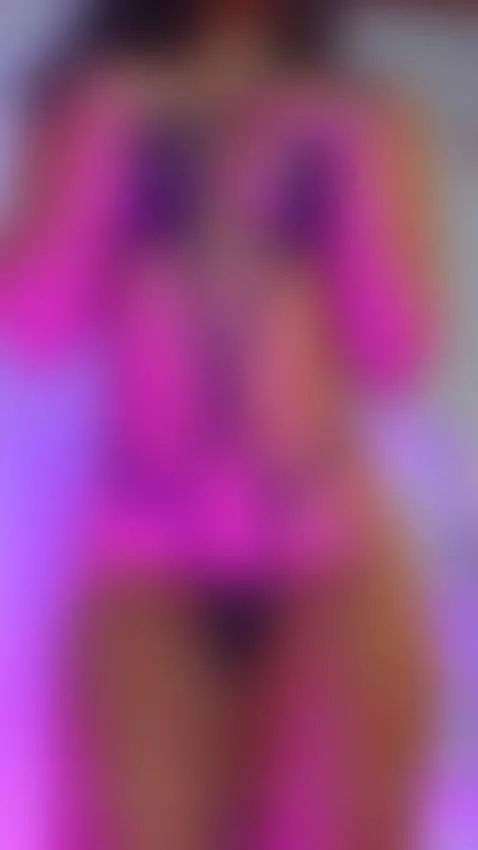 Which do you like to see more, front or back? 🧐 by hannie-castle