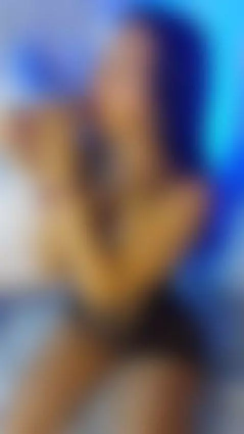 whoever wants a blowjob, to go give it now by hannie-castle