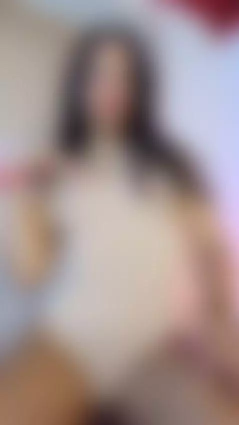 I can take this off quite easily 😉 by hannie-castle