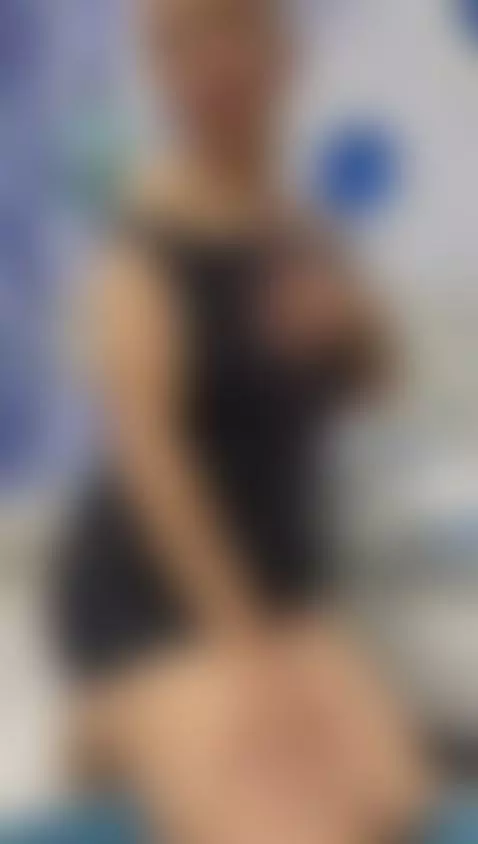 Put your face between my legs ! by chanelline