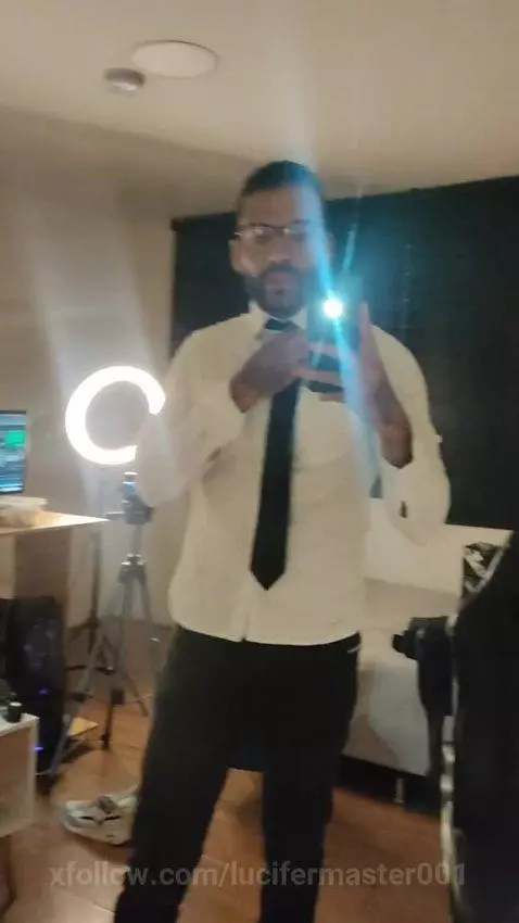 #master #fimdom #suit 

Follow me in  chaturbate: lucifer__m... by lucifermaster001