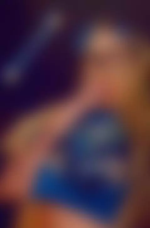 MESSAGE ME ON MY 💦ONLYFANS💦 SO I CAN SWALLOW YOUR WARM CUM 🍆... by italiansophia