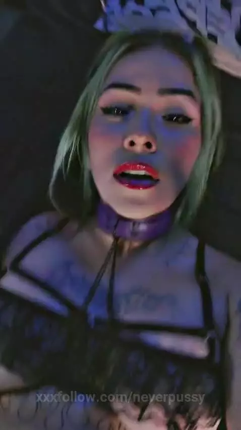 who is able to take off my clothes. click here 
https://www.... by neverpussy