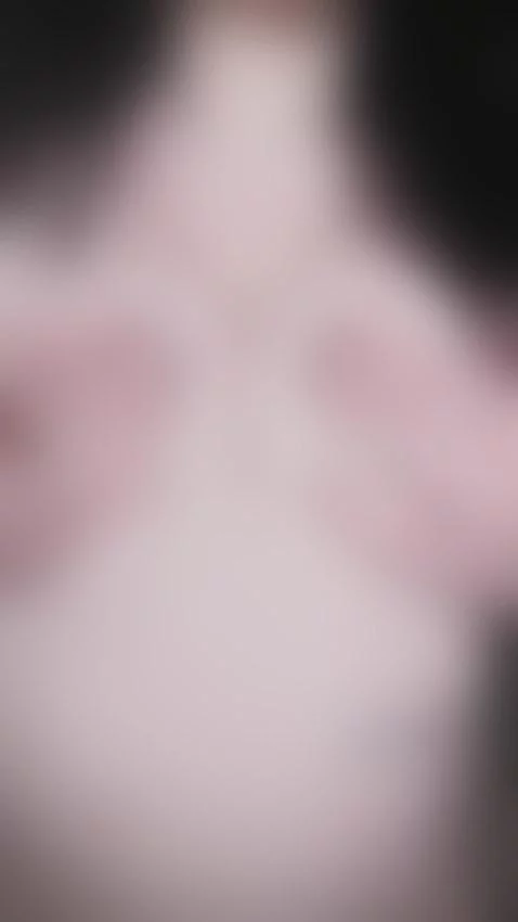 smolltits, brunette, handbra by joyhannah