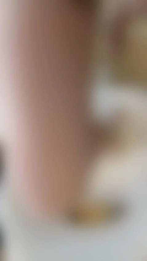 My sexy leg🔥 by joyhannah