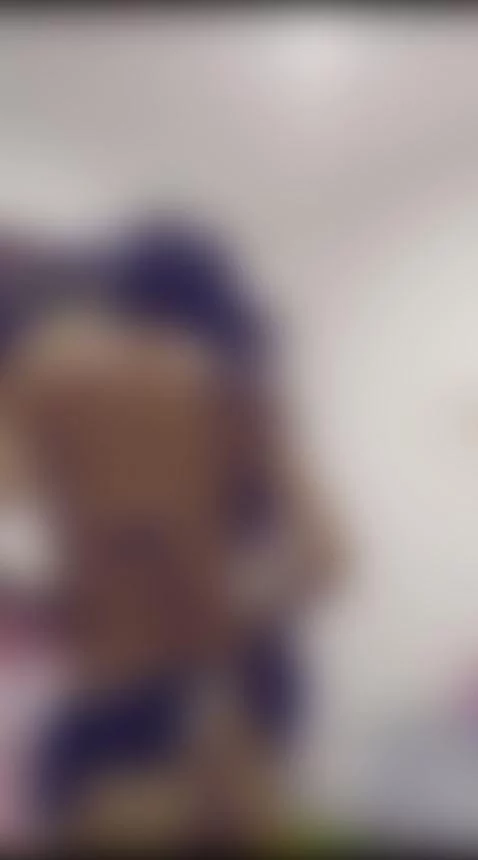 Enjoy my slim body 🥵😊 by emiily-cutte