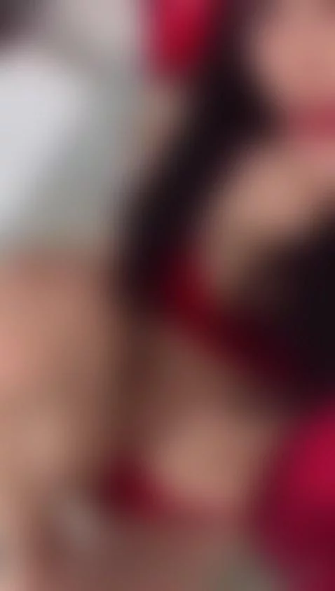 I am your most tender and beautiful queen by emiily-cutte