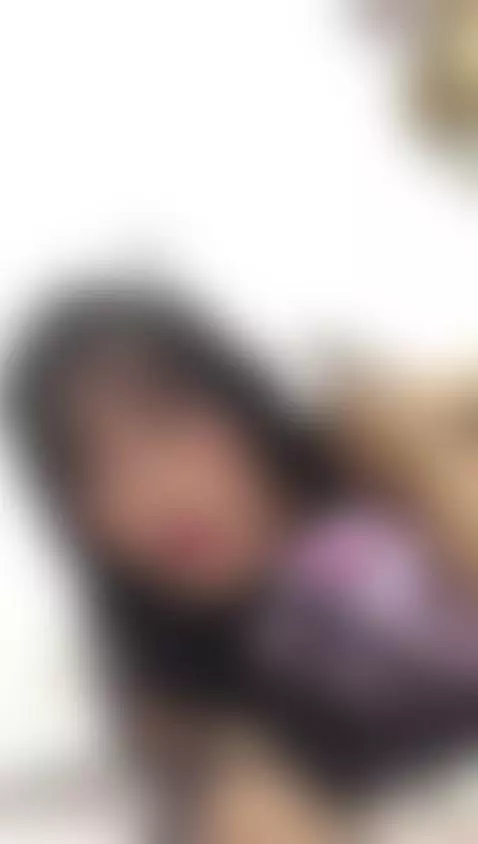 I ​know ​I'​m ​the ​girl ​of ​your ​dreams 🥰 by emiily-cutte