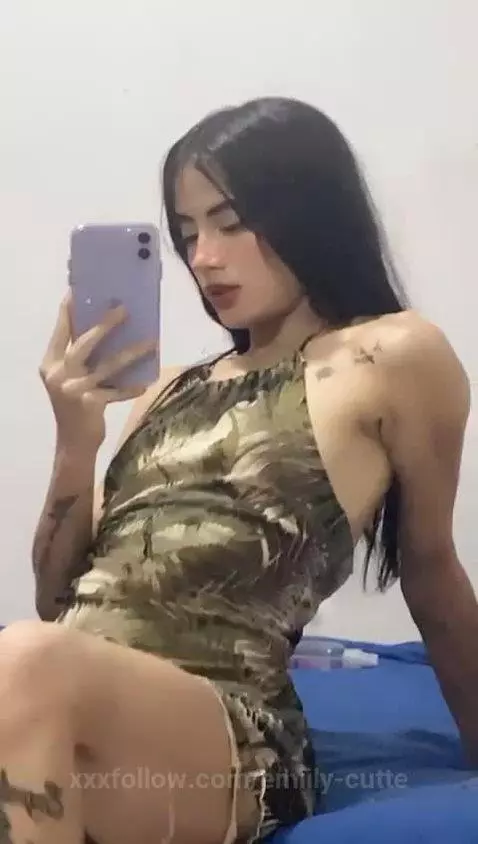 I want you to see me beautiful by emiily-cutte