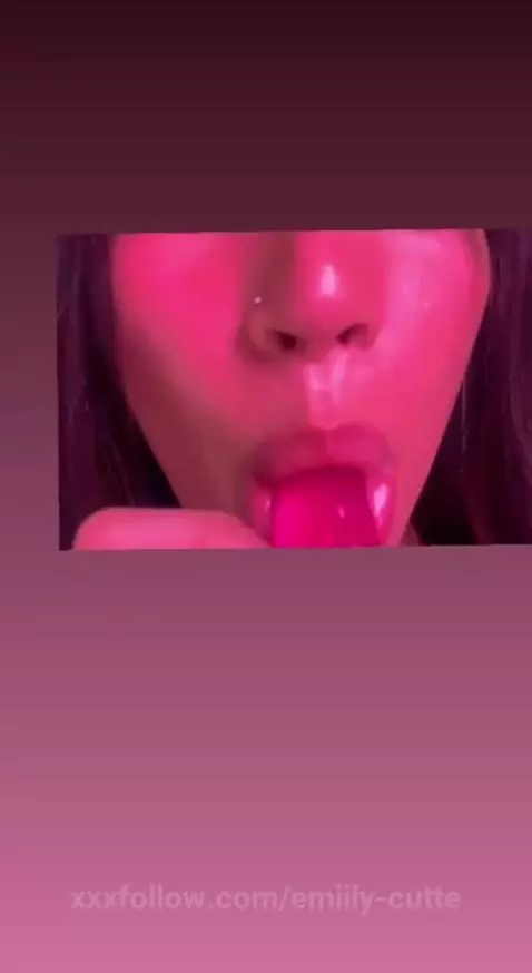 I always want a lot of saliva by emiily-cutte