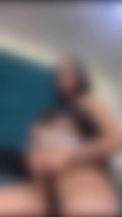 Mis ricas tetas pero mi pussy está mucho más rica🥵😋ven a mi ... by dahianagonzalez1