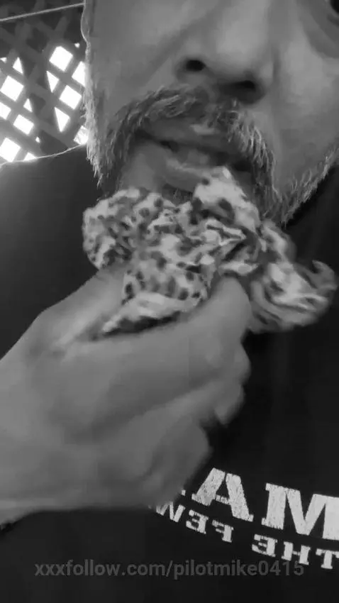 ....fuck yess🤤🖤😍💦... by pilotmike0415