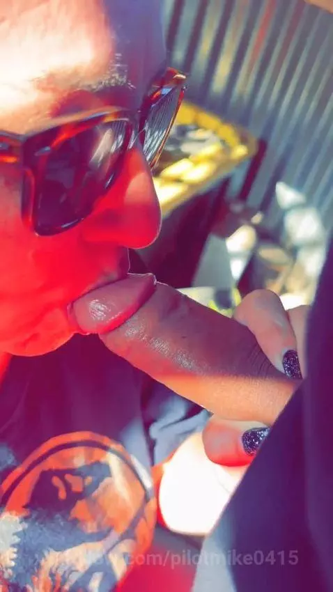 deepthroat blowjob for the win... by pilotmike0415