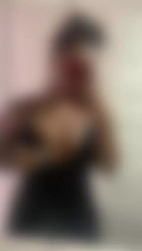 mmmm big boobs I know you like them by alisharogerrs