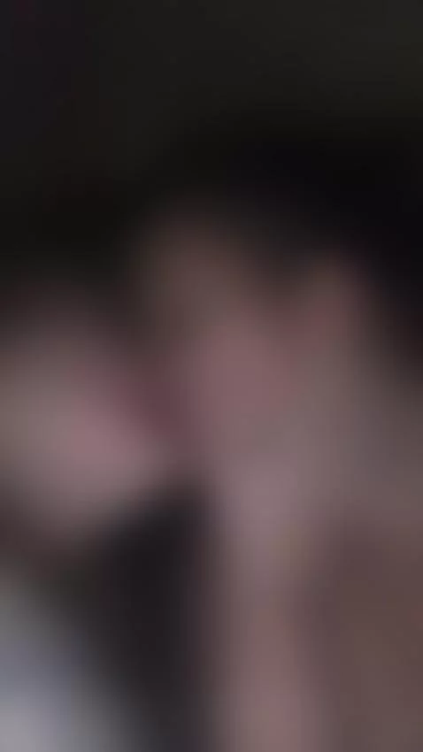 tatted, lesbian, kissing by kelizabeth